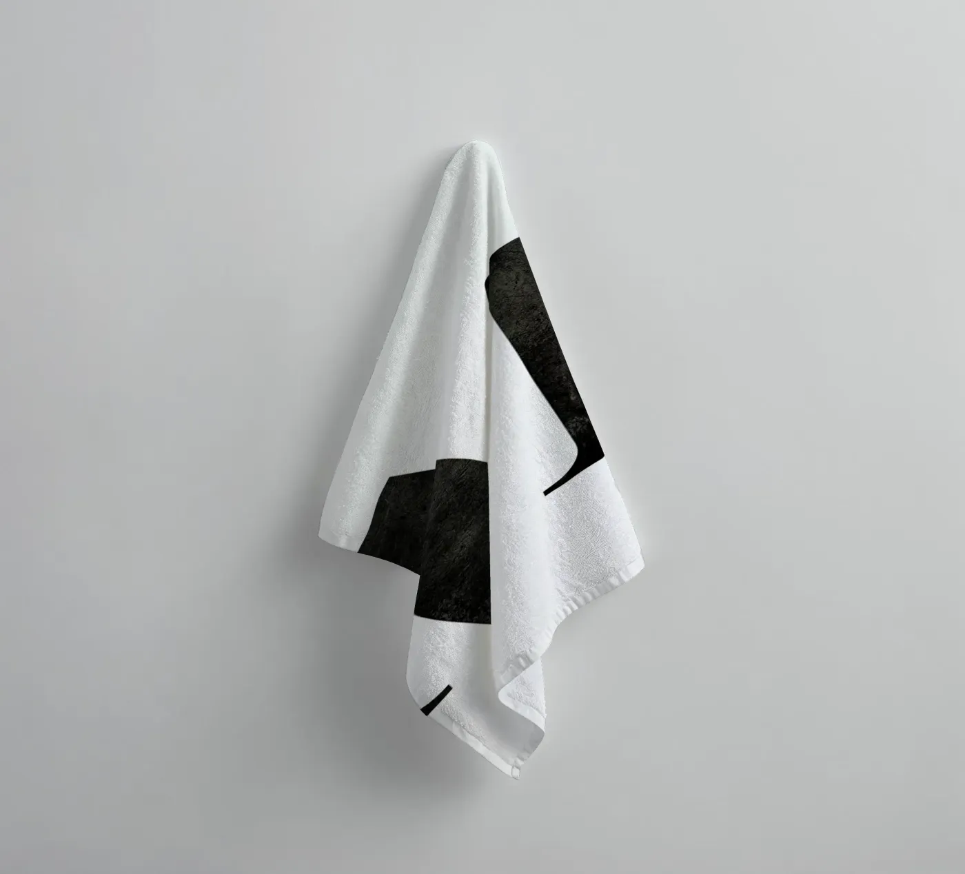 M badhanddoek van The Wall Shop