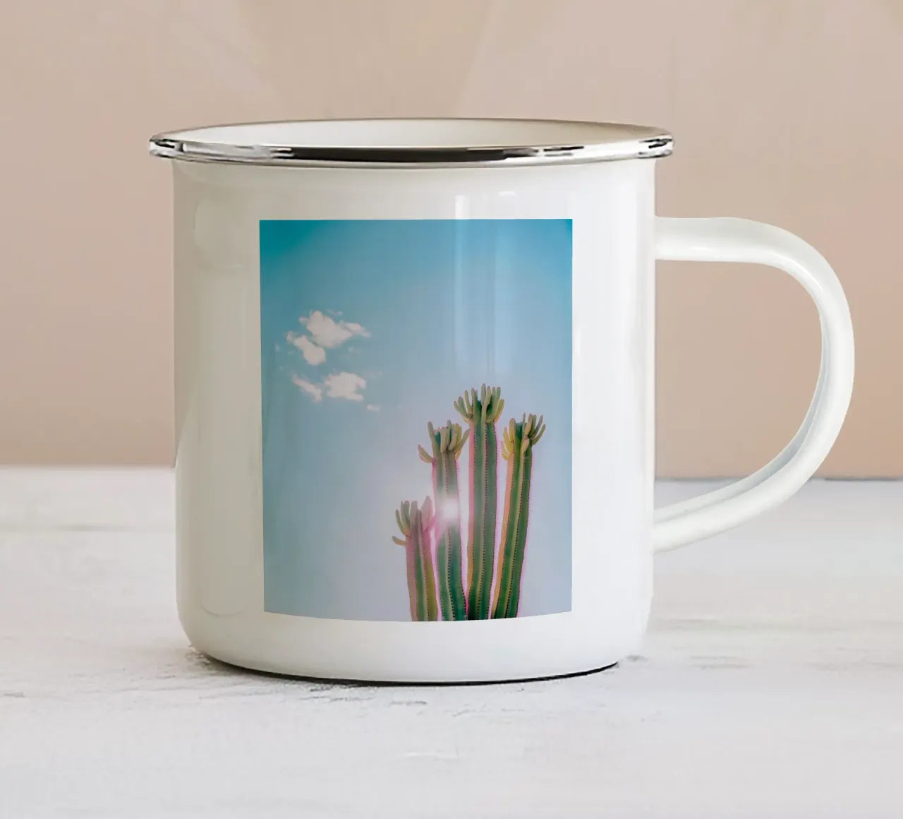 79 tazza in smalto da Pink California | Affiches & Posters