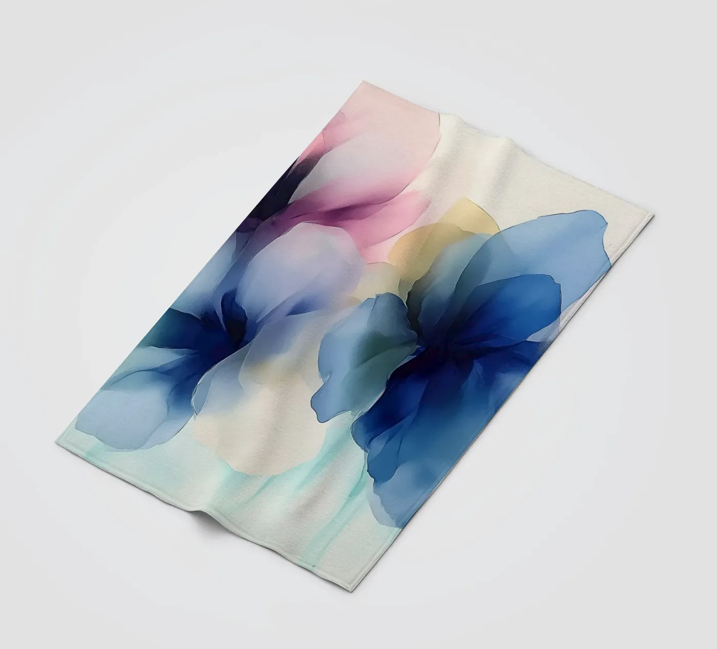 Translucent Blossoms Fleecedecke von Hazia