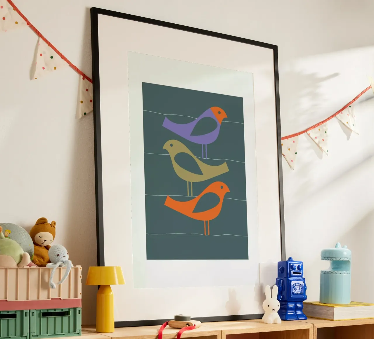 Three Scandi Birds 2 poster con telaio in alluminio da Visual Philosophy