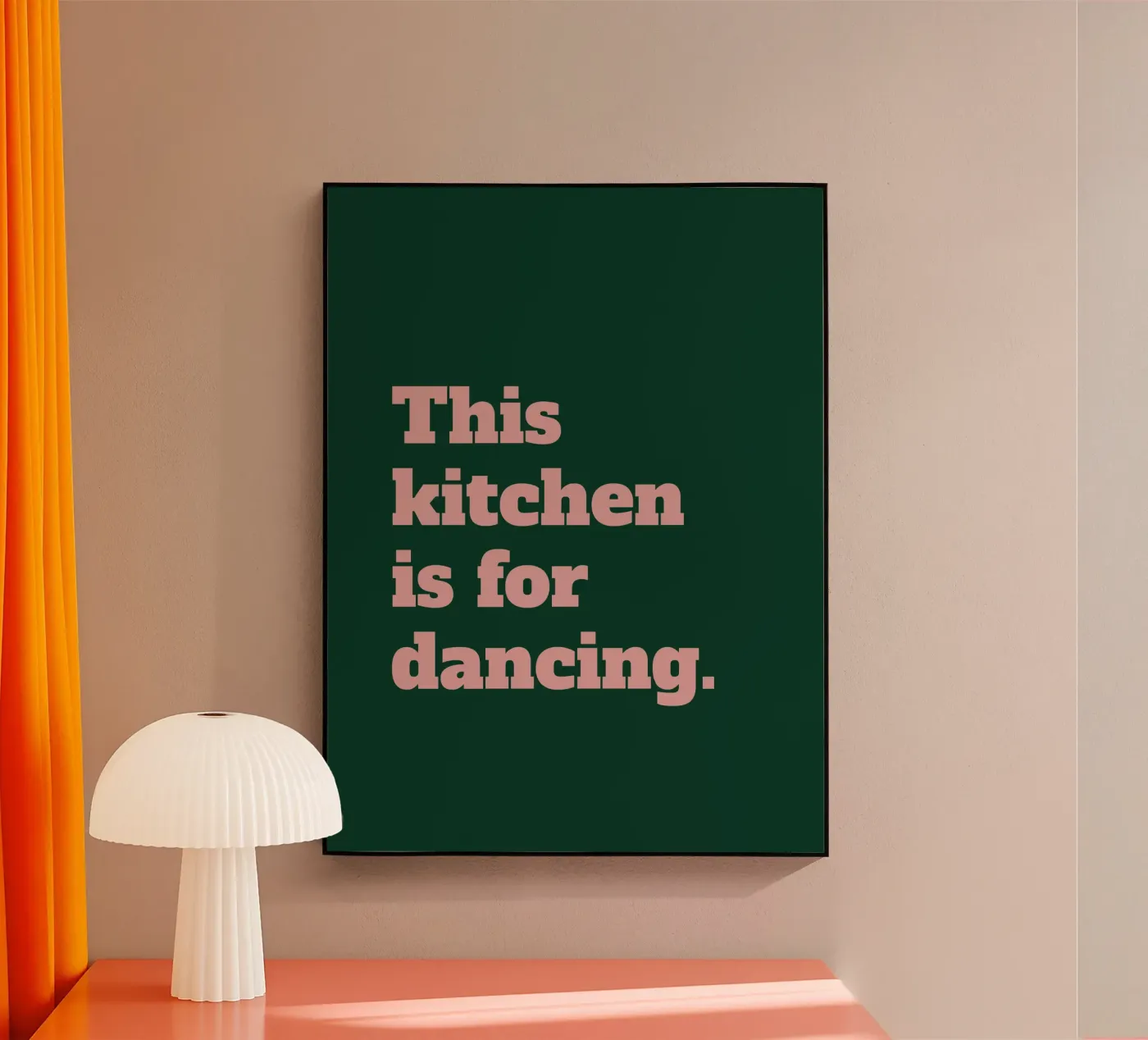 this kitchen is for dancing. plexiglass da Pillips Studio