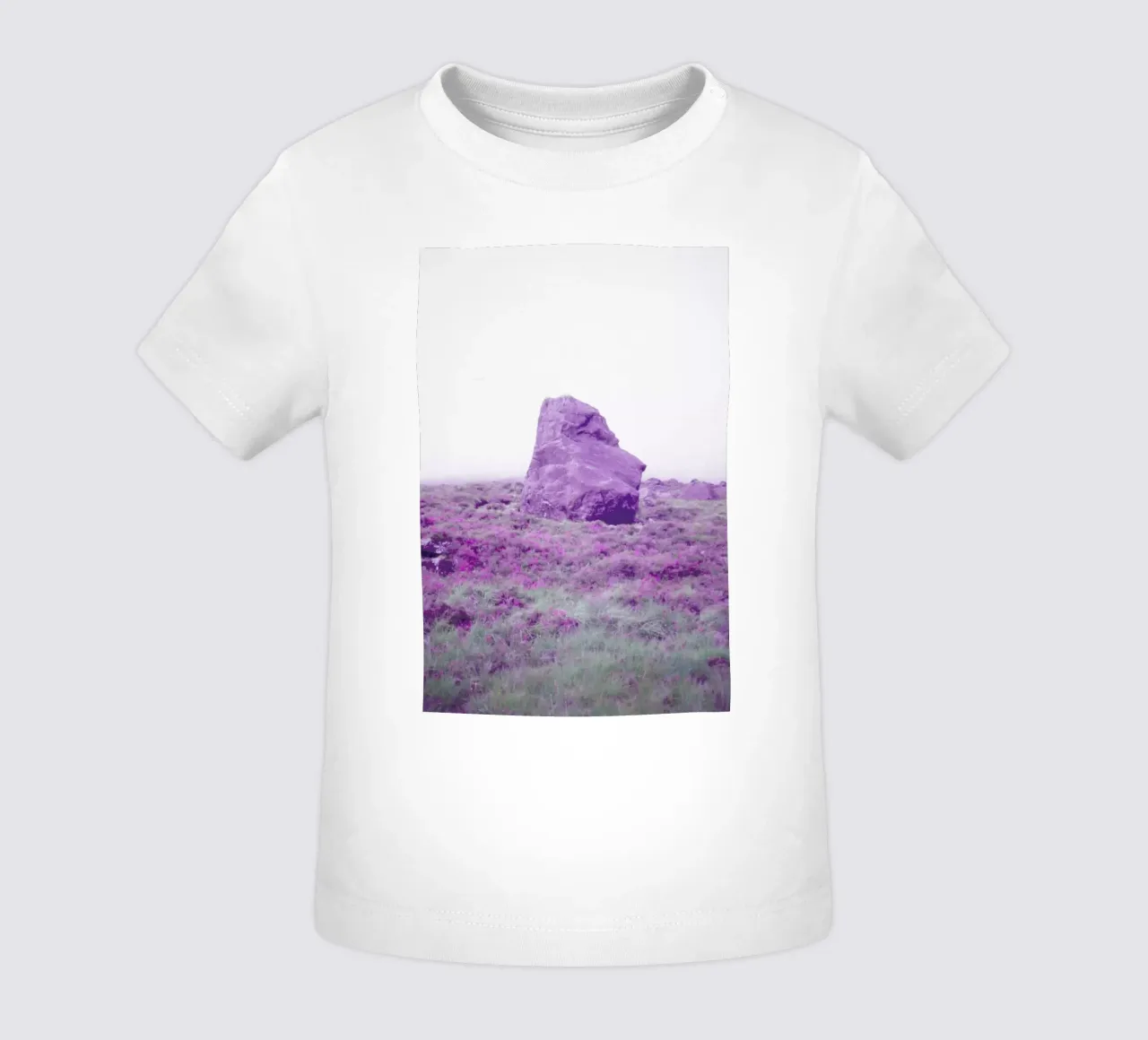 Up In The Fog camiseta de bebé de Jan Luzar
