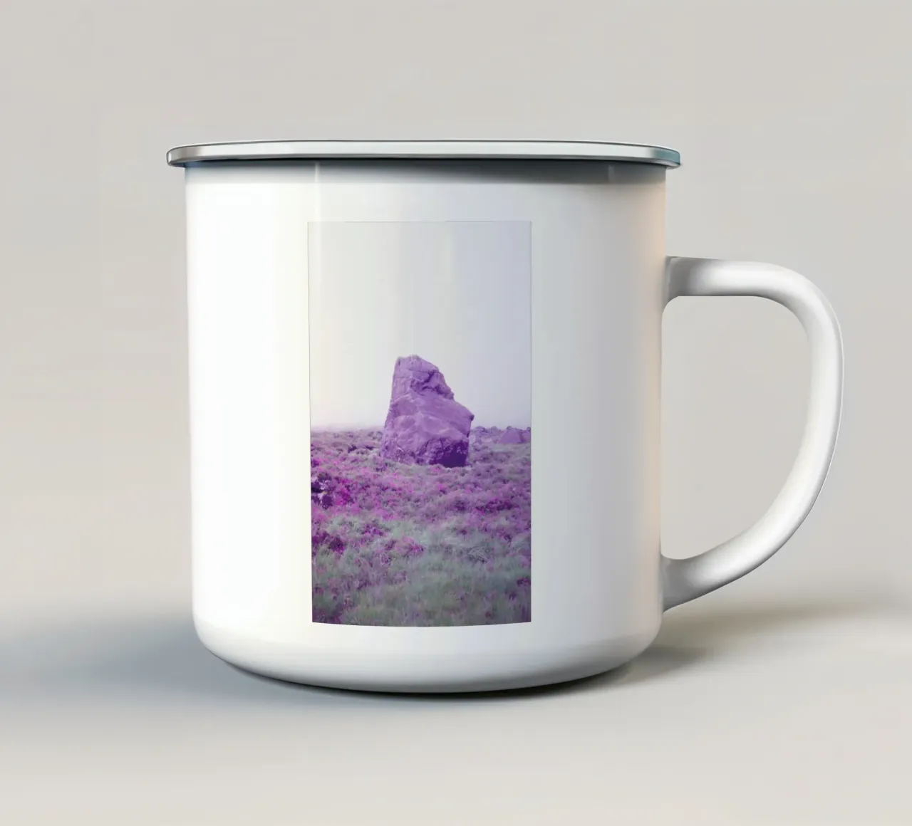Up In The Fog Emaille Tasse von Jan Luzar