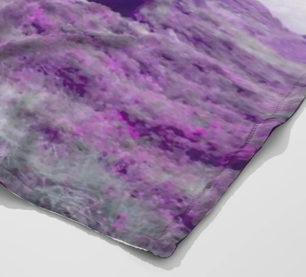 Up In The Fog coperta in pile da Jan Luzar