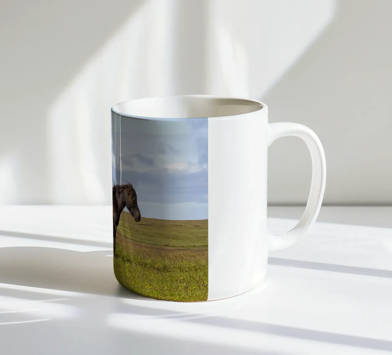 Island - Stute & Fohlen tazza in ceramica da Nadine Ginzel