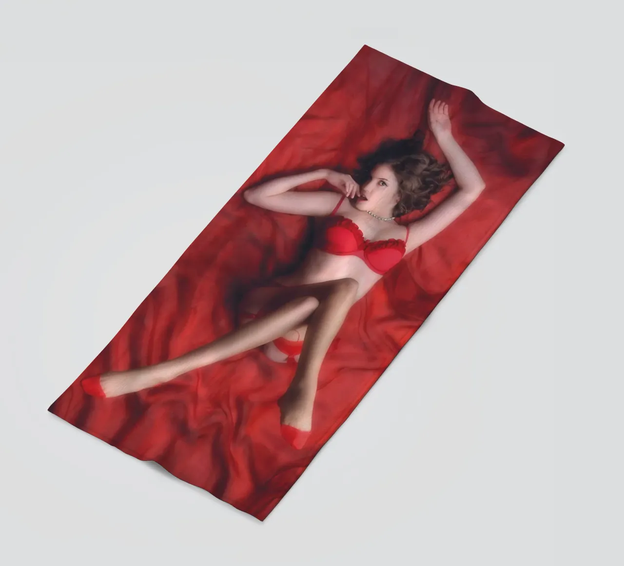 Dulce in red telo mare da Dave Hare Photography