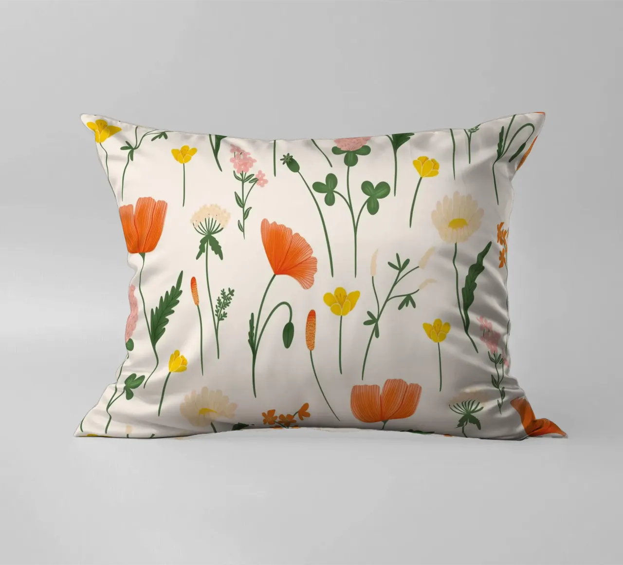 incantevoli fiori di campo cuscino da nicigabrieldesigns