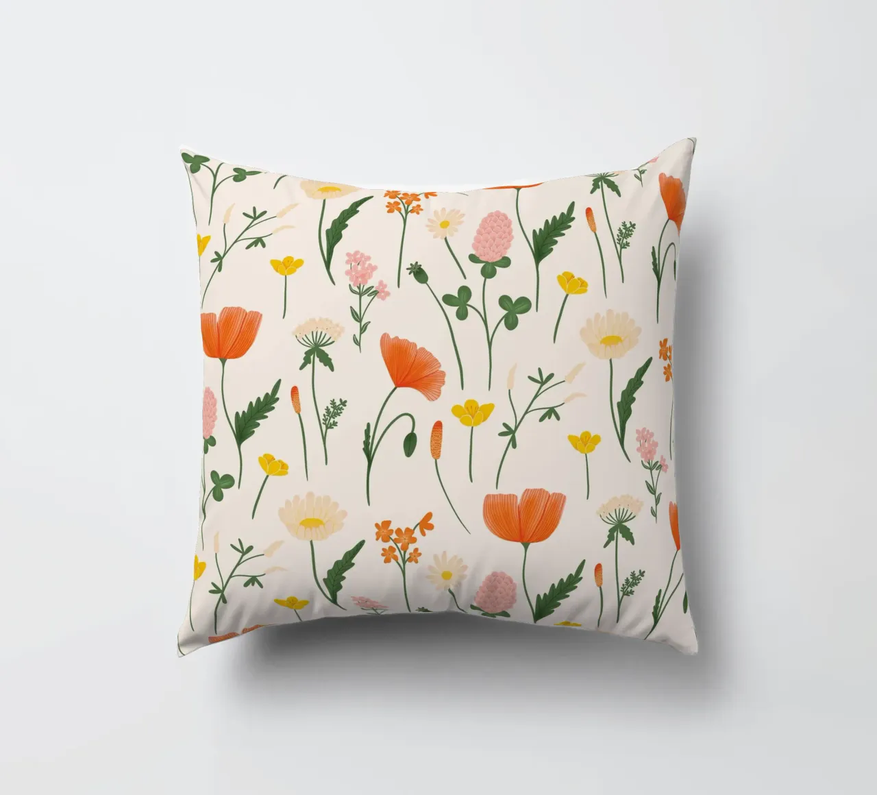 incantevoli fiori di campo cuscino da nicigabrieldesigns