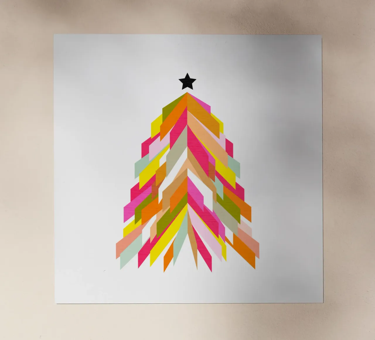 Albero di Natale retrò su bianco pellicola backlit da Dominique Vari