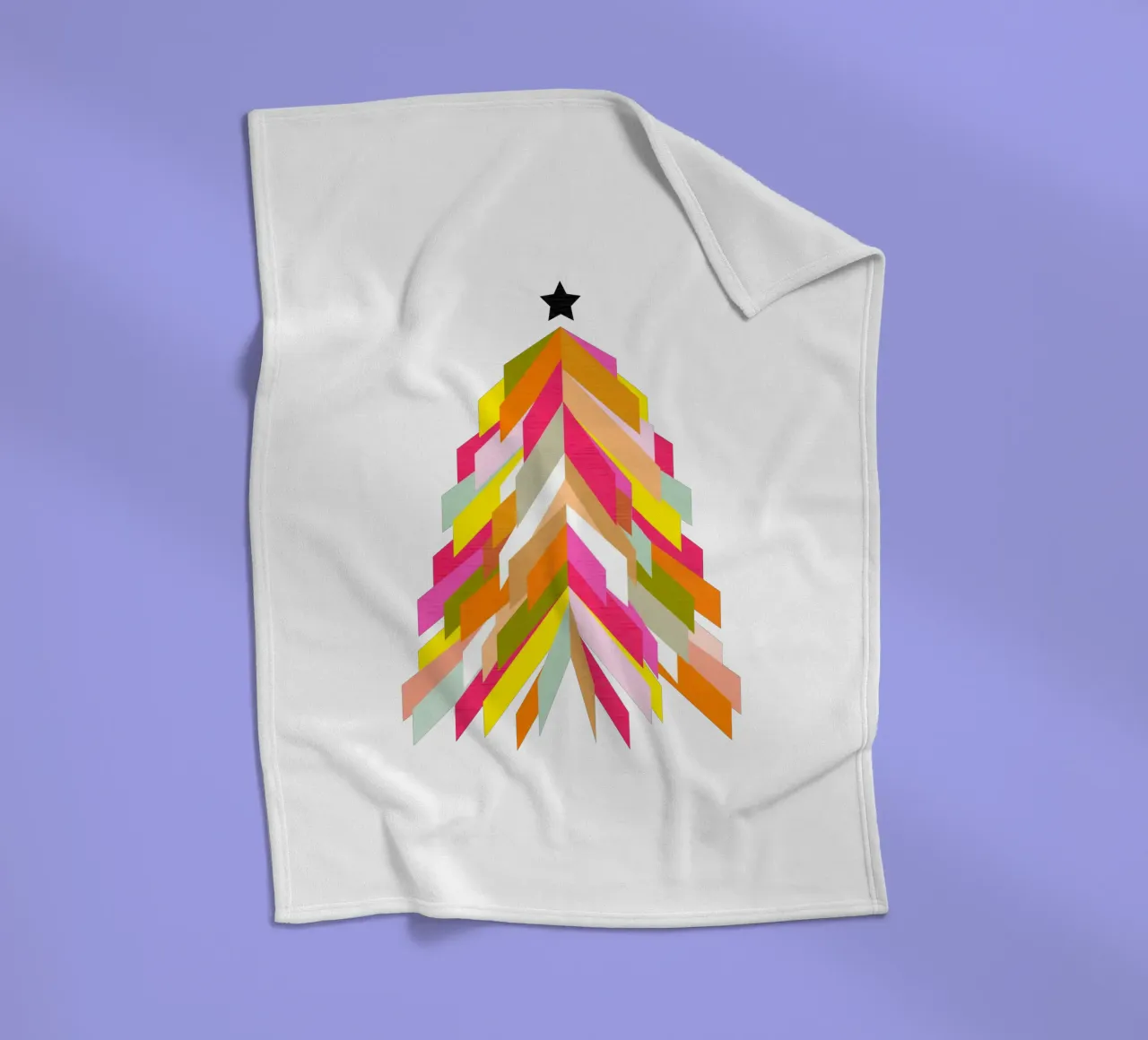 Albero di Natale retrò su bianco coperta in pile da Dominique Vari