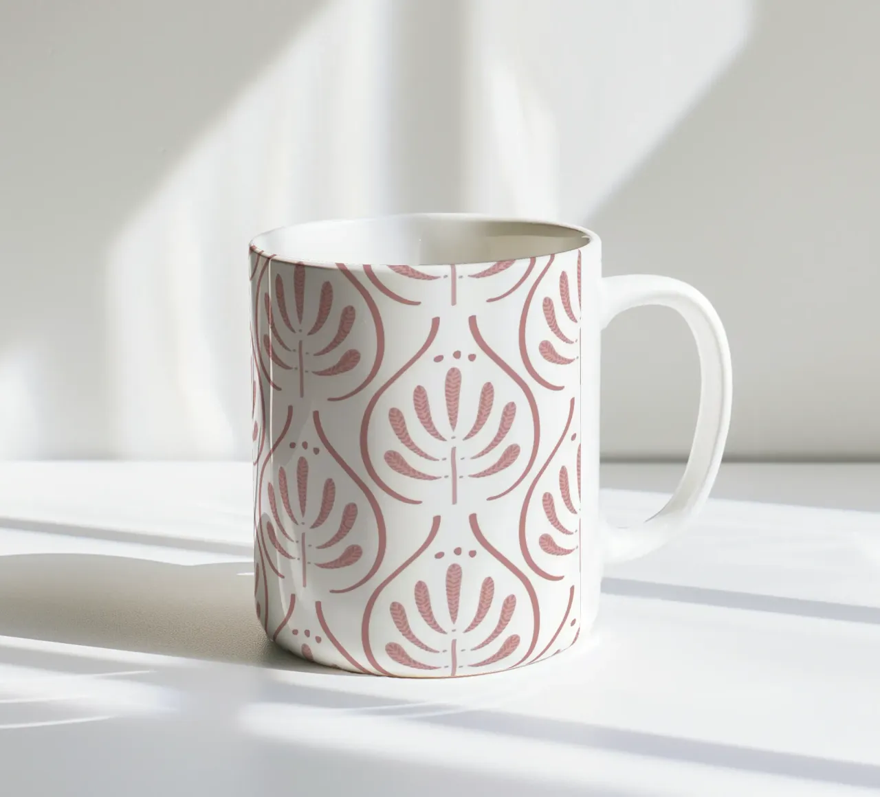 Boho Tiles Pink Pattern tazza in ceramica da anisillustration