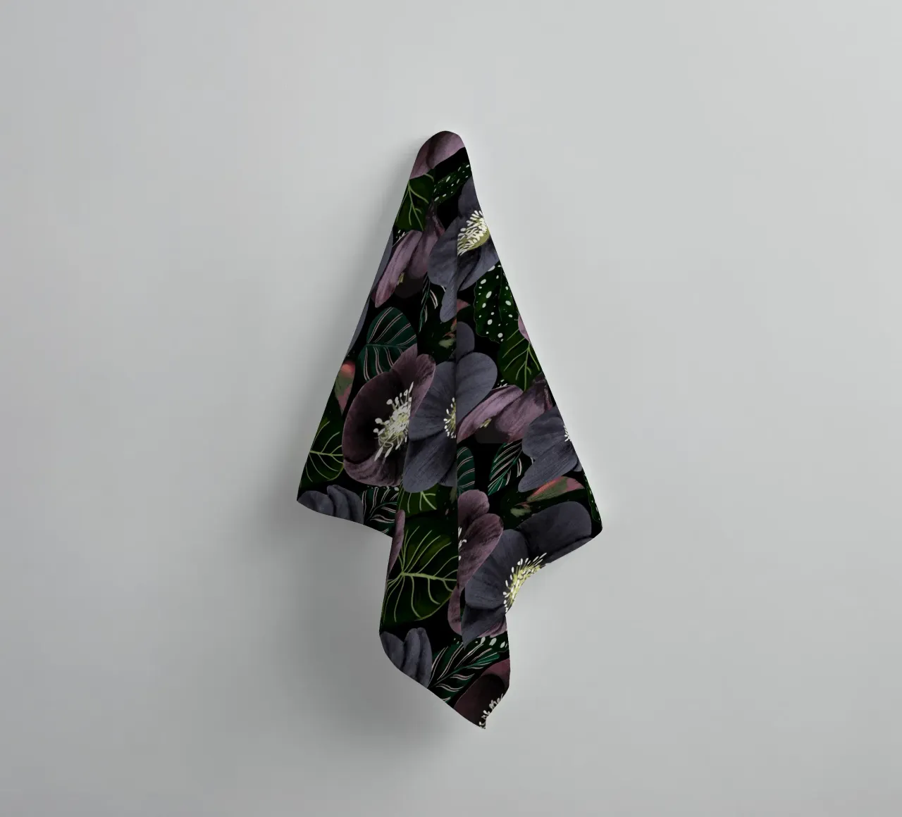 Dark Purple Flowers Pattern asciugamano da bagno da anisillustration