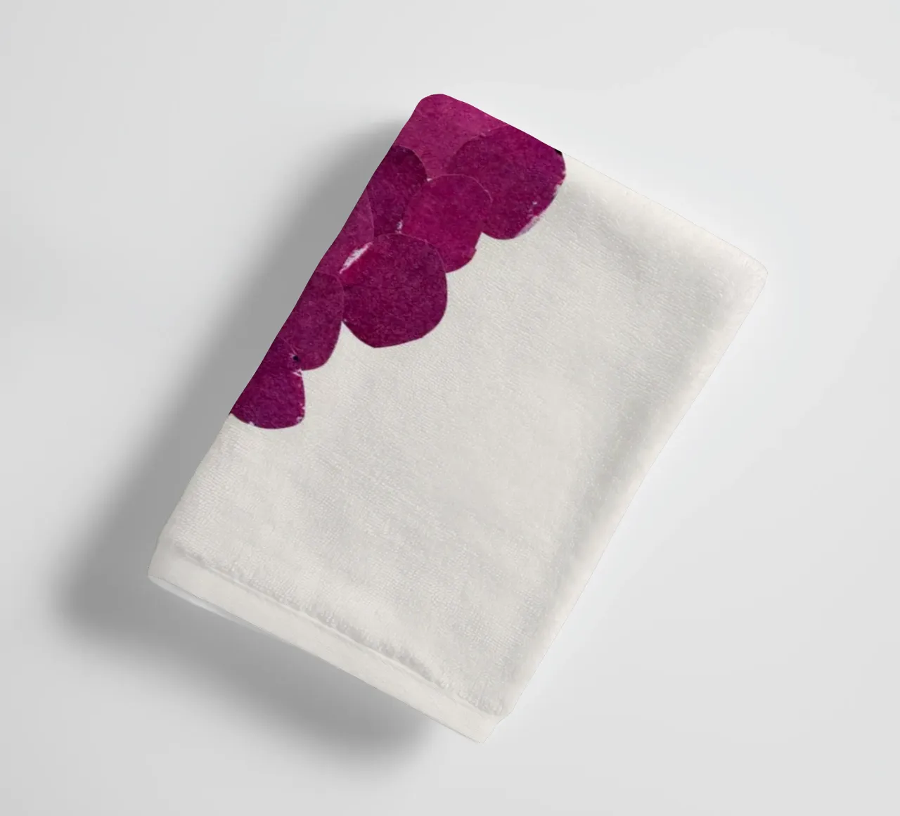 Uva asciugamano da bagno da Cassia Beck Collage