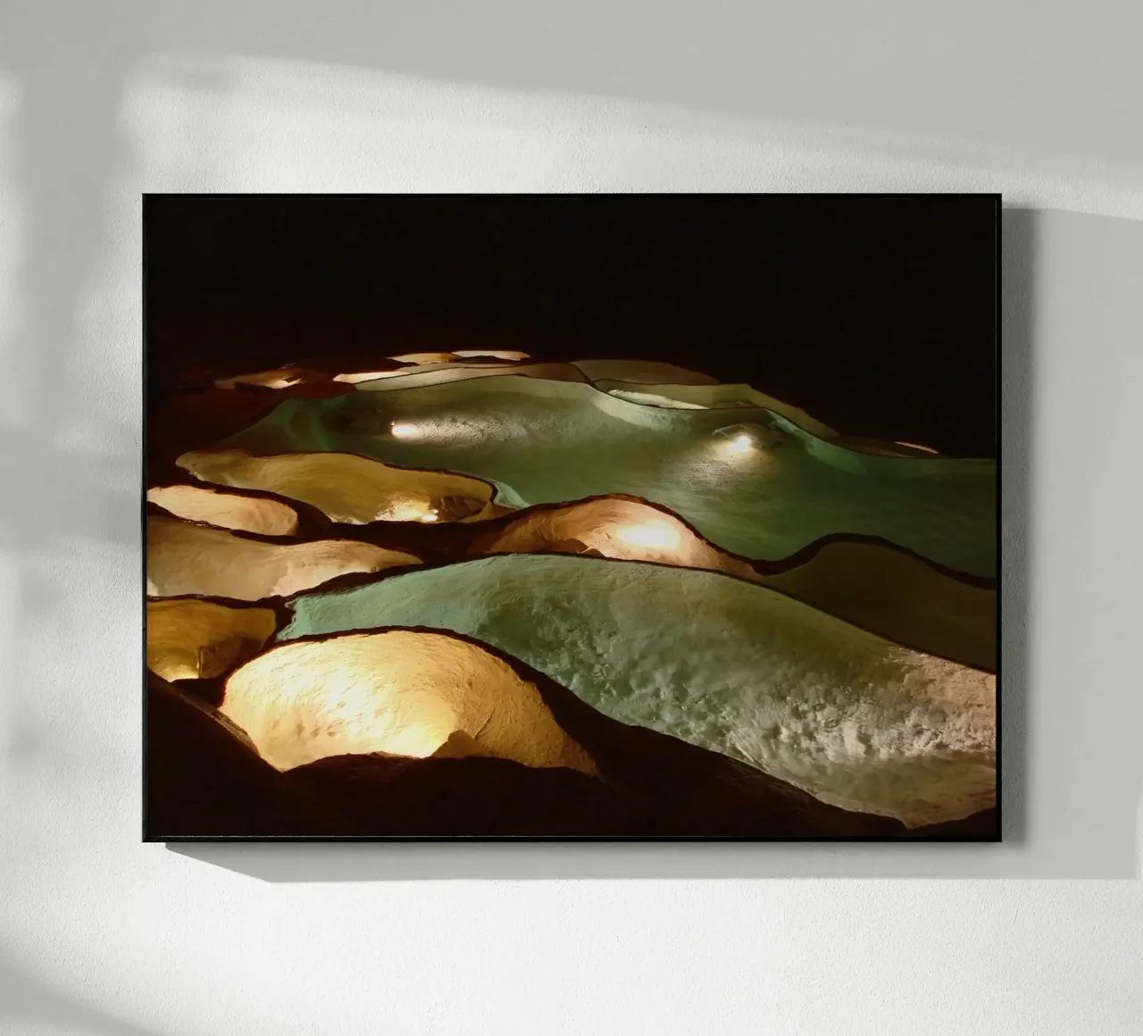 Light up the Dark plexiglass da menega sabidussi | moods