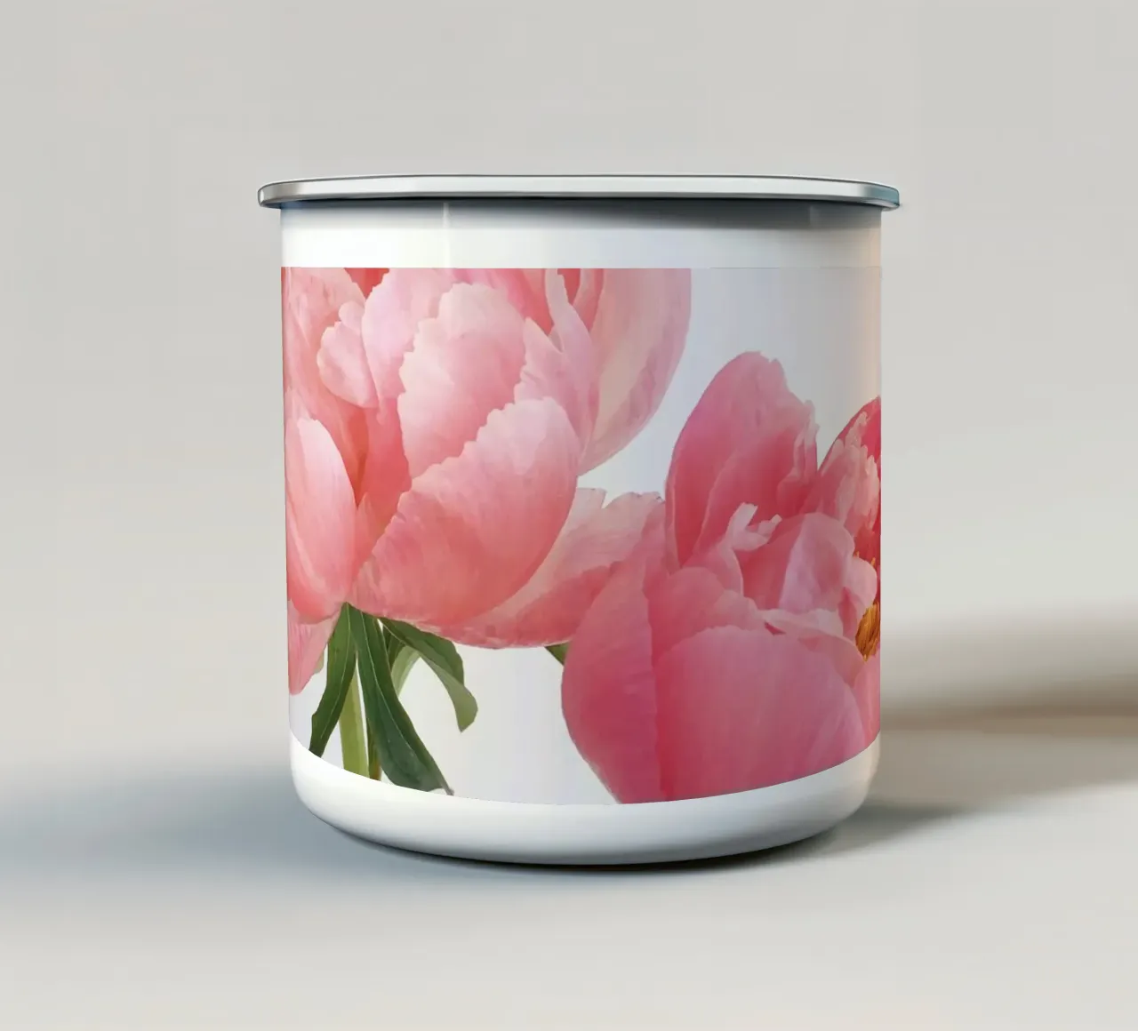 Peonie tazza in smalto da Cassia Beck Photography