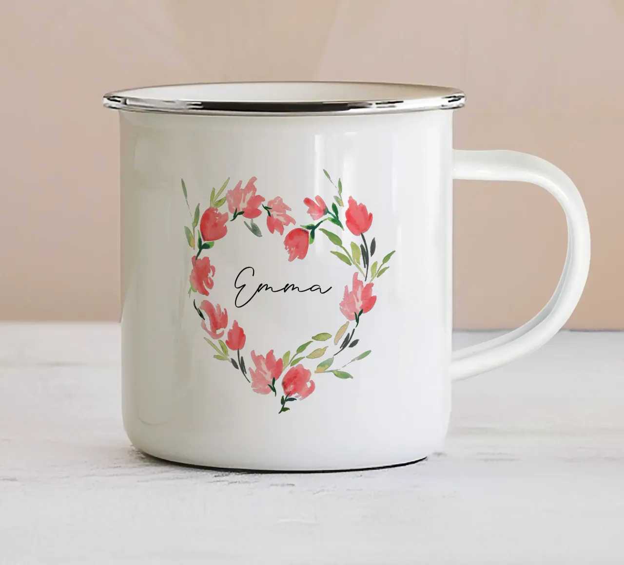 Watercolor Floral Heart Wreath with Name tazza in smalto da anisillustration