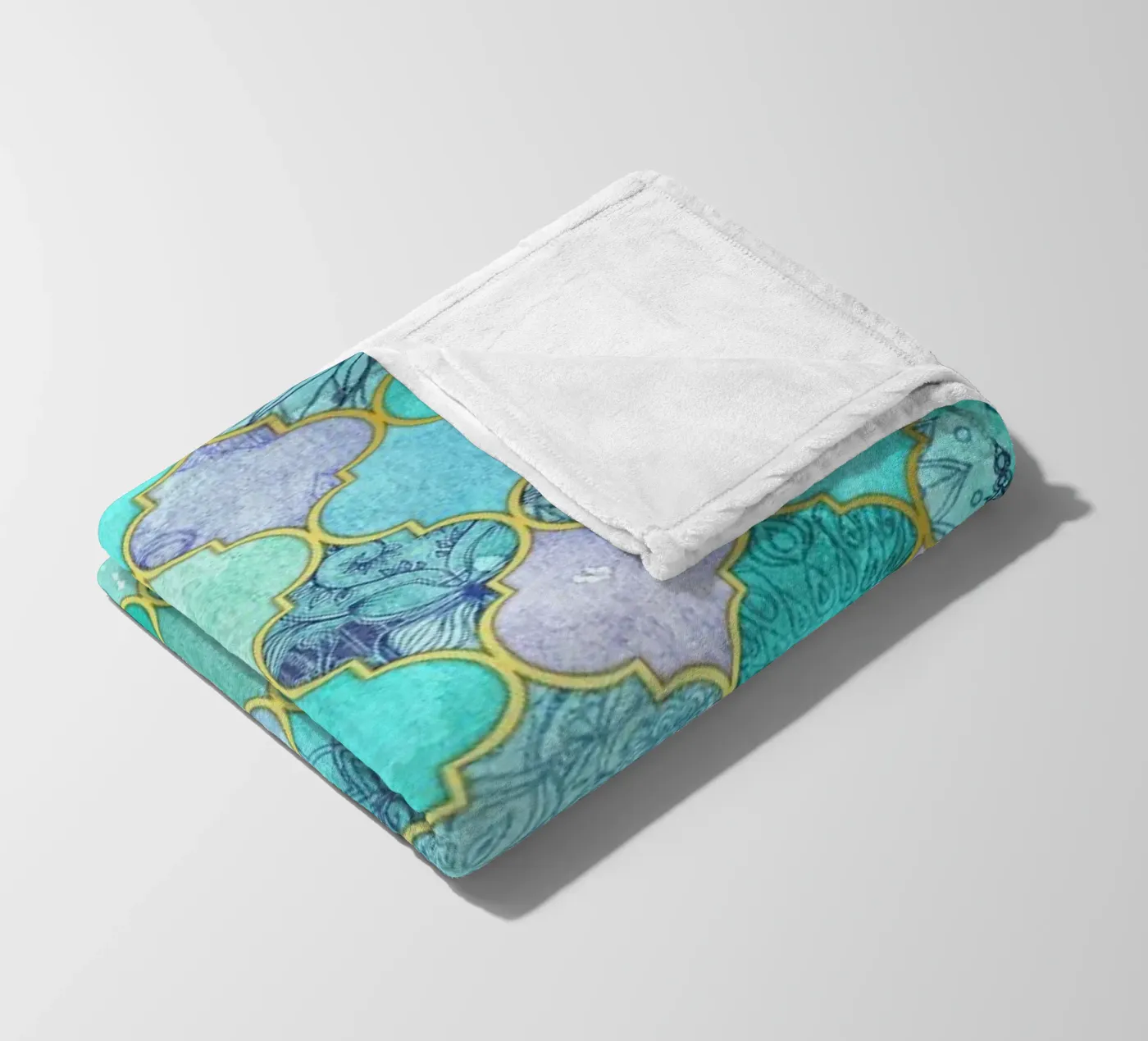 Mint Moroccan Tile Pattern coperta in pile da Micklyn Le Feuvre