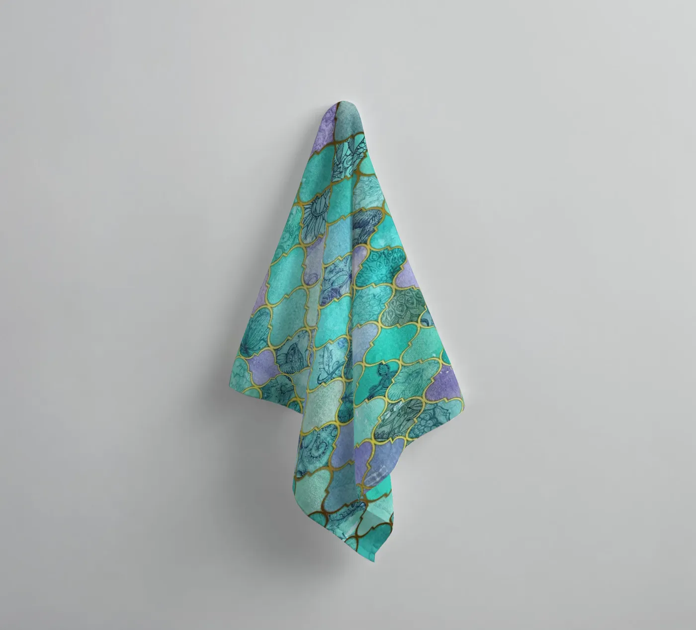 Mint Moroccan Tile Pattern badhanddoek van Micklyn Le Feuvre