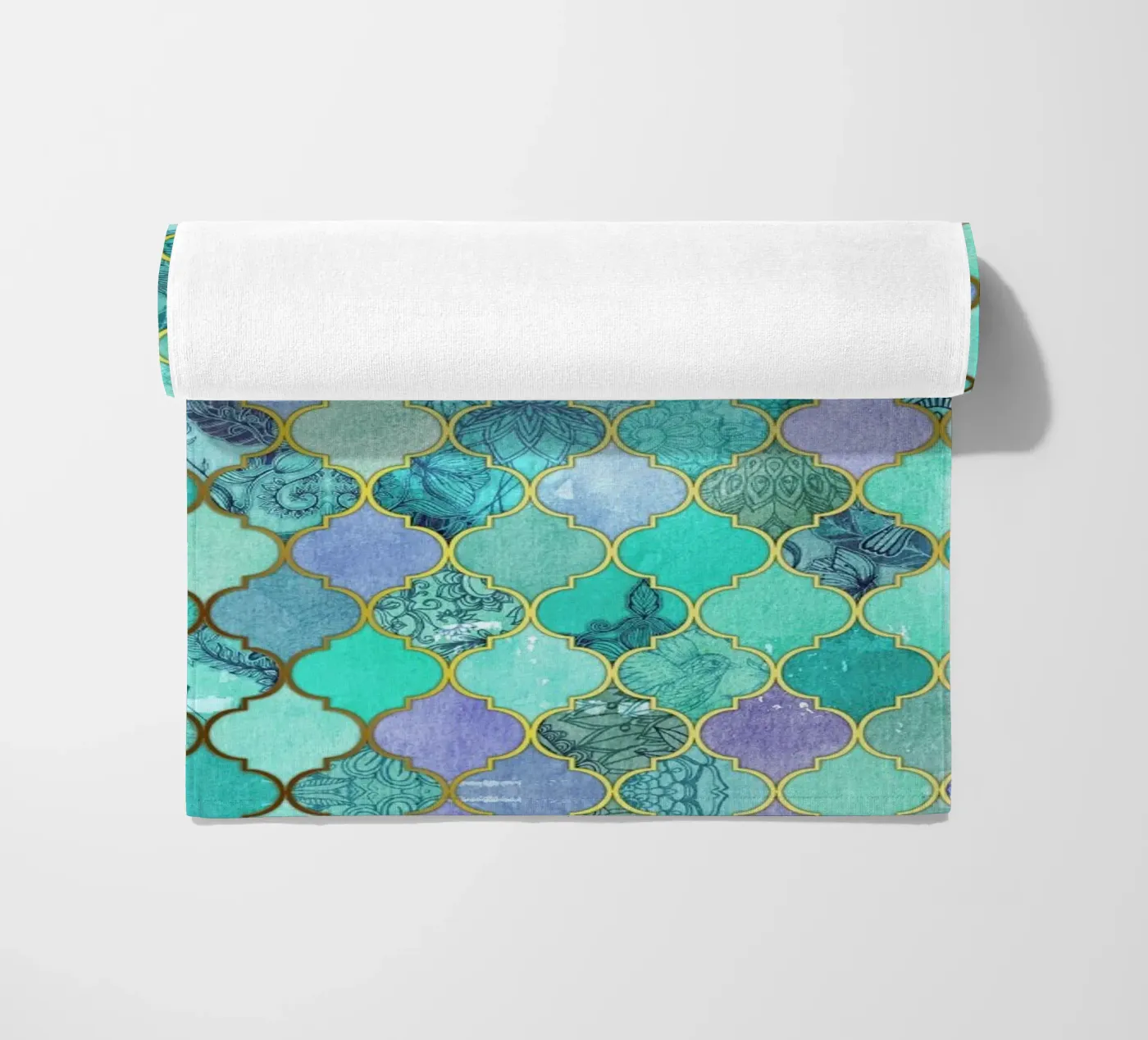 Mint Moroccan Tile Pattern strandhanddoek van Micklyn Le Feuvre