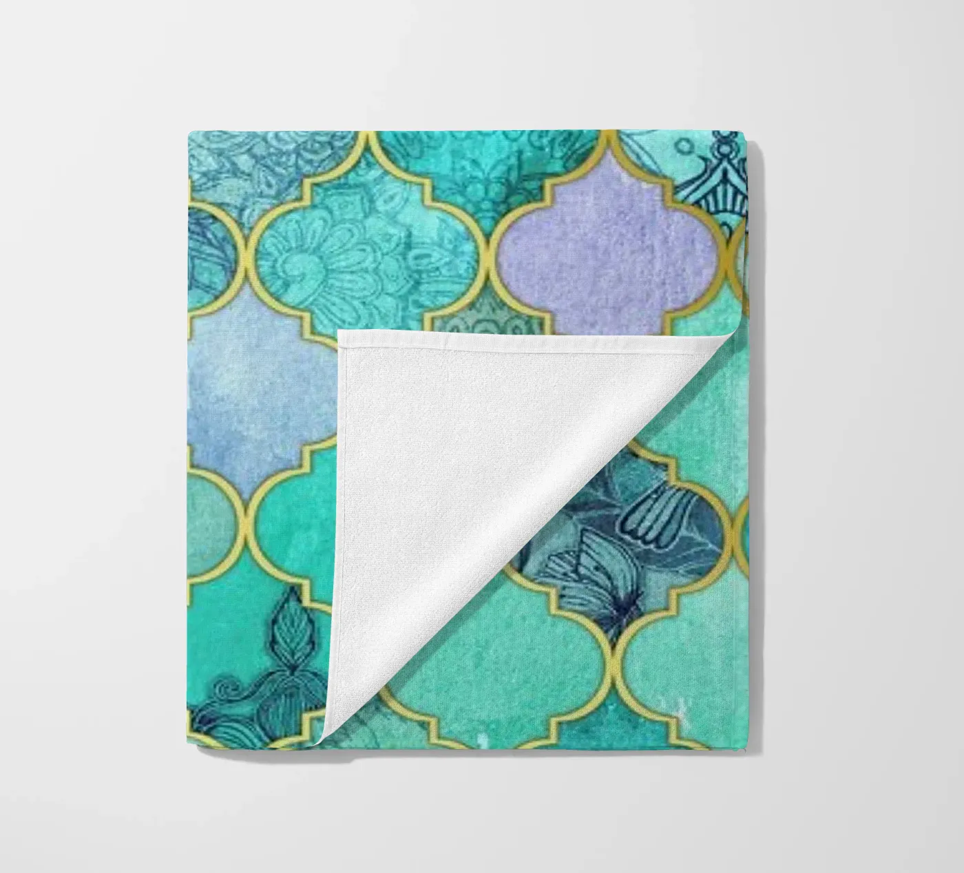 Mint Moroccan Tile Pattern strandhanddoek van Micklyn Le Feuvre