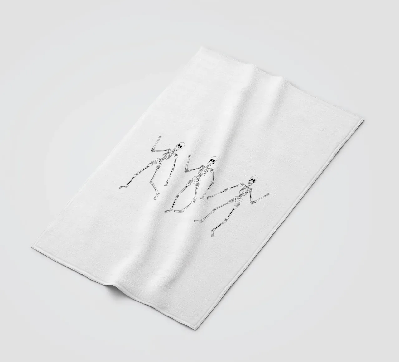Dancing Skeletons coperta in pile da anisillustration