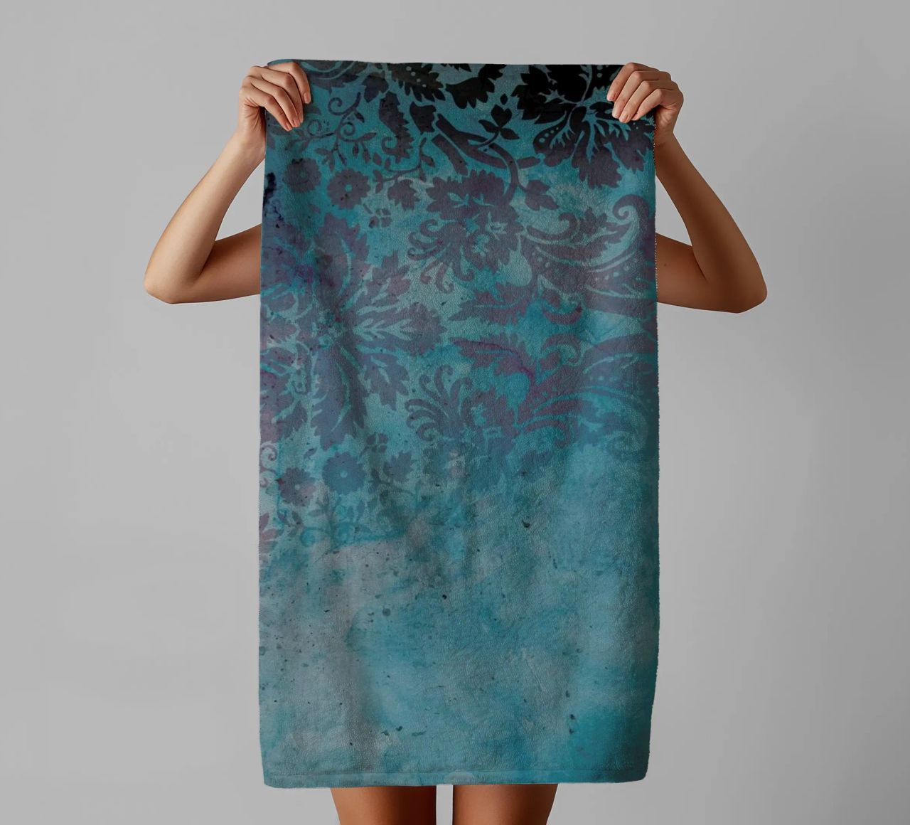 Grunge Damask towel by cafelab