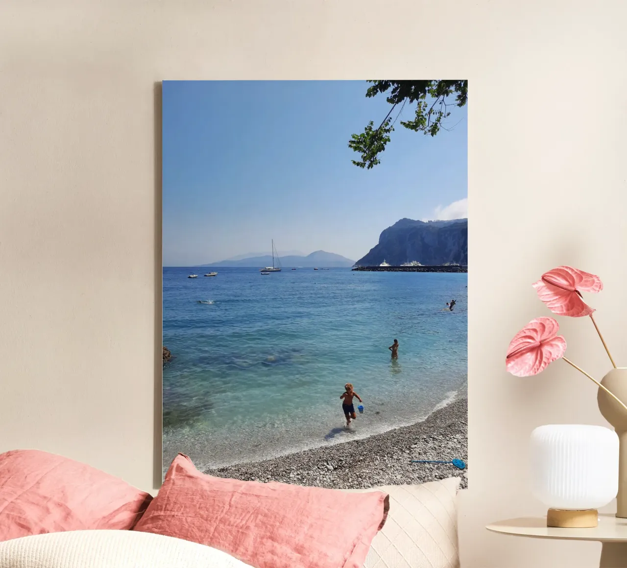 Kids playing on the beach Photography canvas met Baklijst van Les Meravelles