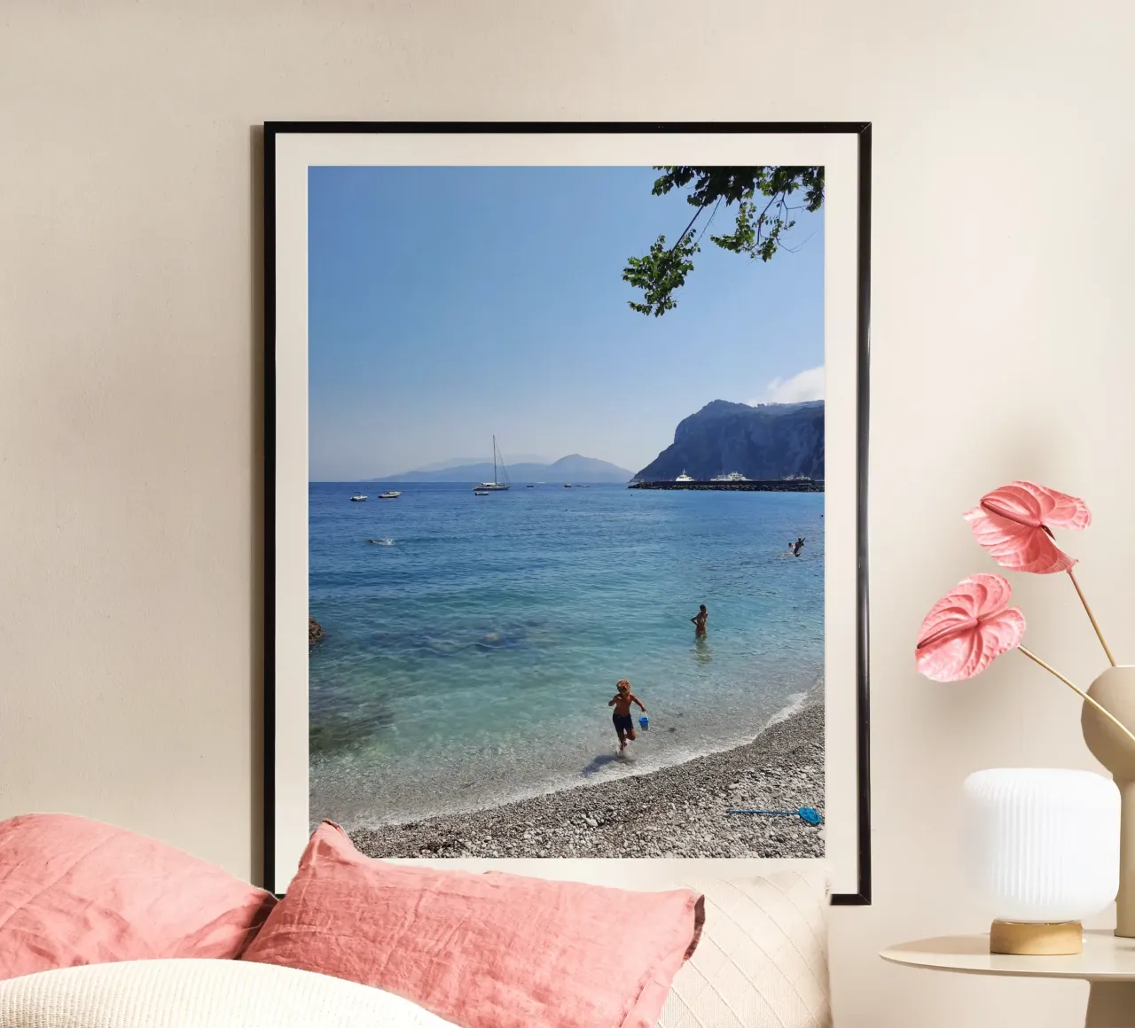 Kids playing on the beach Photography poster da Les Meravelles