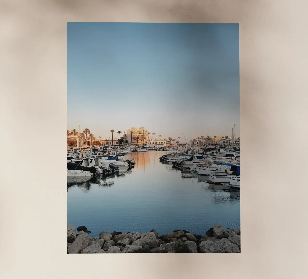 Sunset in a Mediterranean Port - Photography pellicola backlit da Les Meravelles