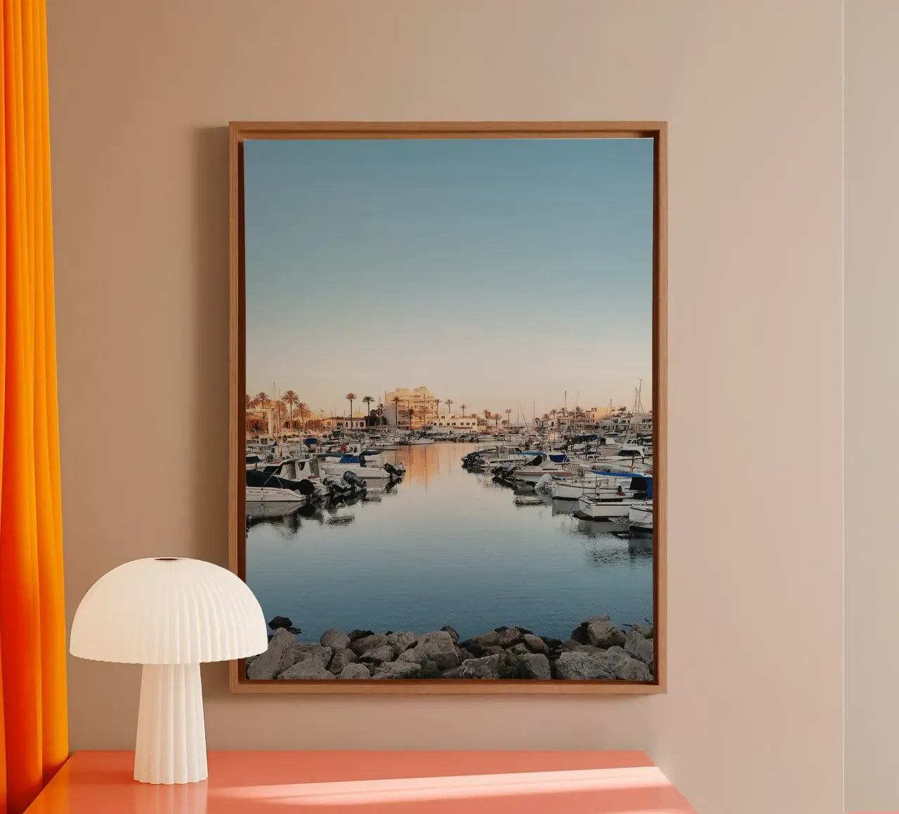 Sunset in a Mediterranean Port - Photography tela con Cornice a cassetta da Les Meravelles