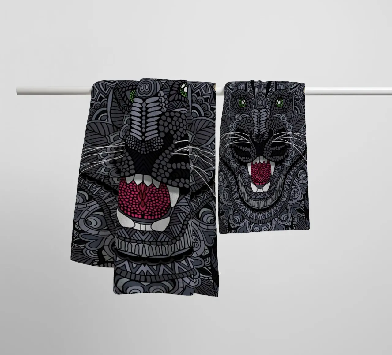 Panther toalla de baño de Angelika Parker