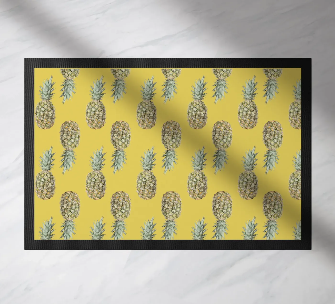 Ananas pattern (yellow) deurmat van Studio Fuchsia