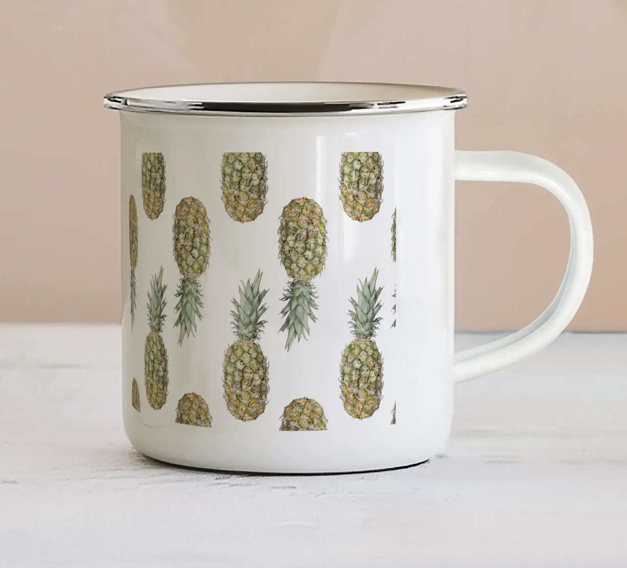 Ananas pattern (yellow) tazza in smalto da Victoriabeyer