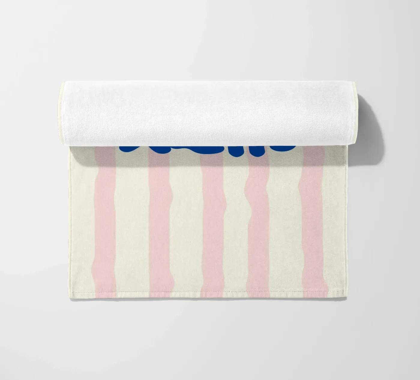 hello Strandtuch von Jannie goods