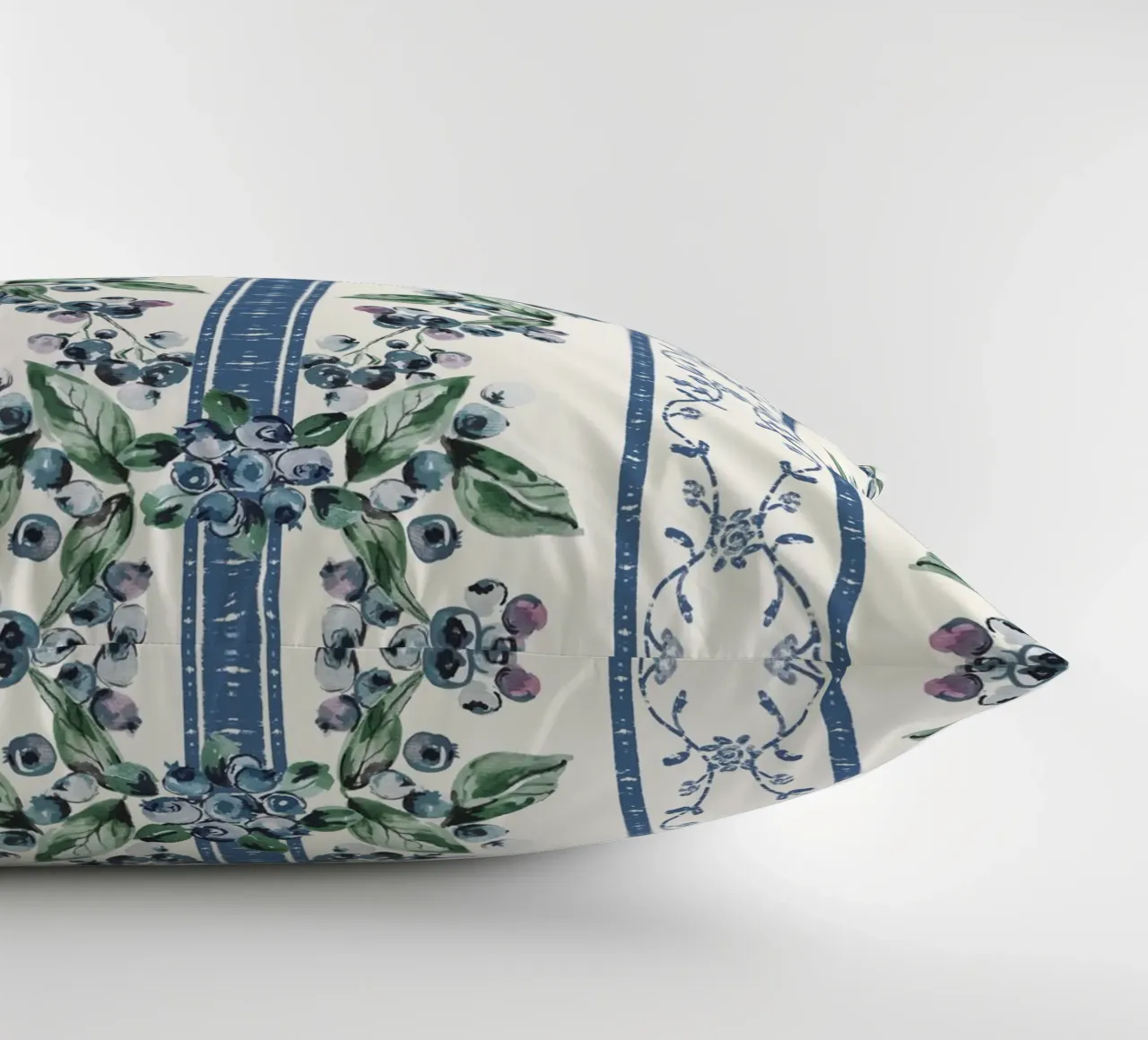 Blueberries Stripes Grandmillennial Pattern cuscino da anisillustration