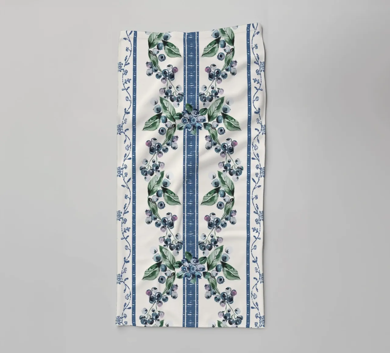 Blueberries Stripes Grandmillennial Pattern asciugamano da bagno da anisillustration
