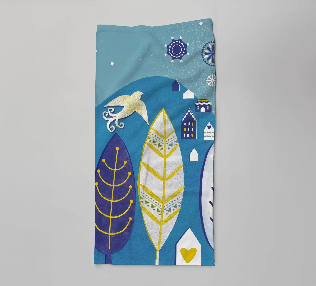 Magic Mountain badhanddoek van Catherine Aguilar