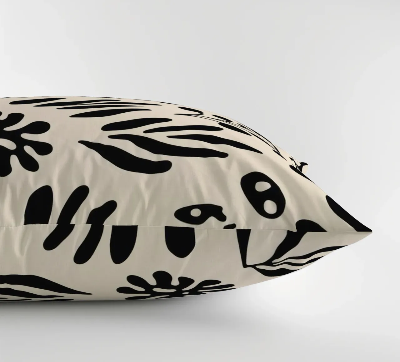 Black Shapes No 1 cuscino da treechild