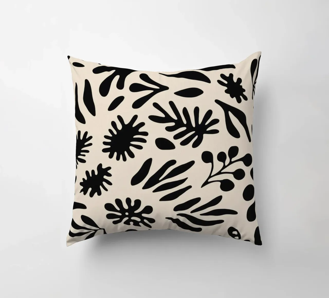 Black Shapes No 1 cuscino da treechild