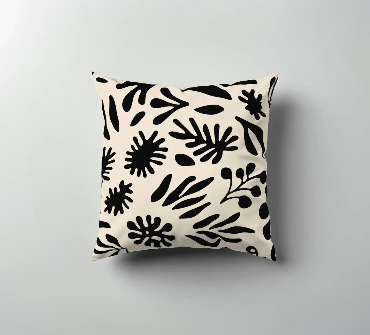 Black Shapes No 1 cuscino da treechild