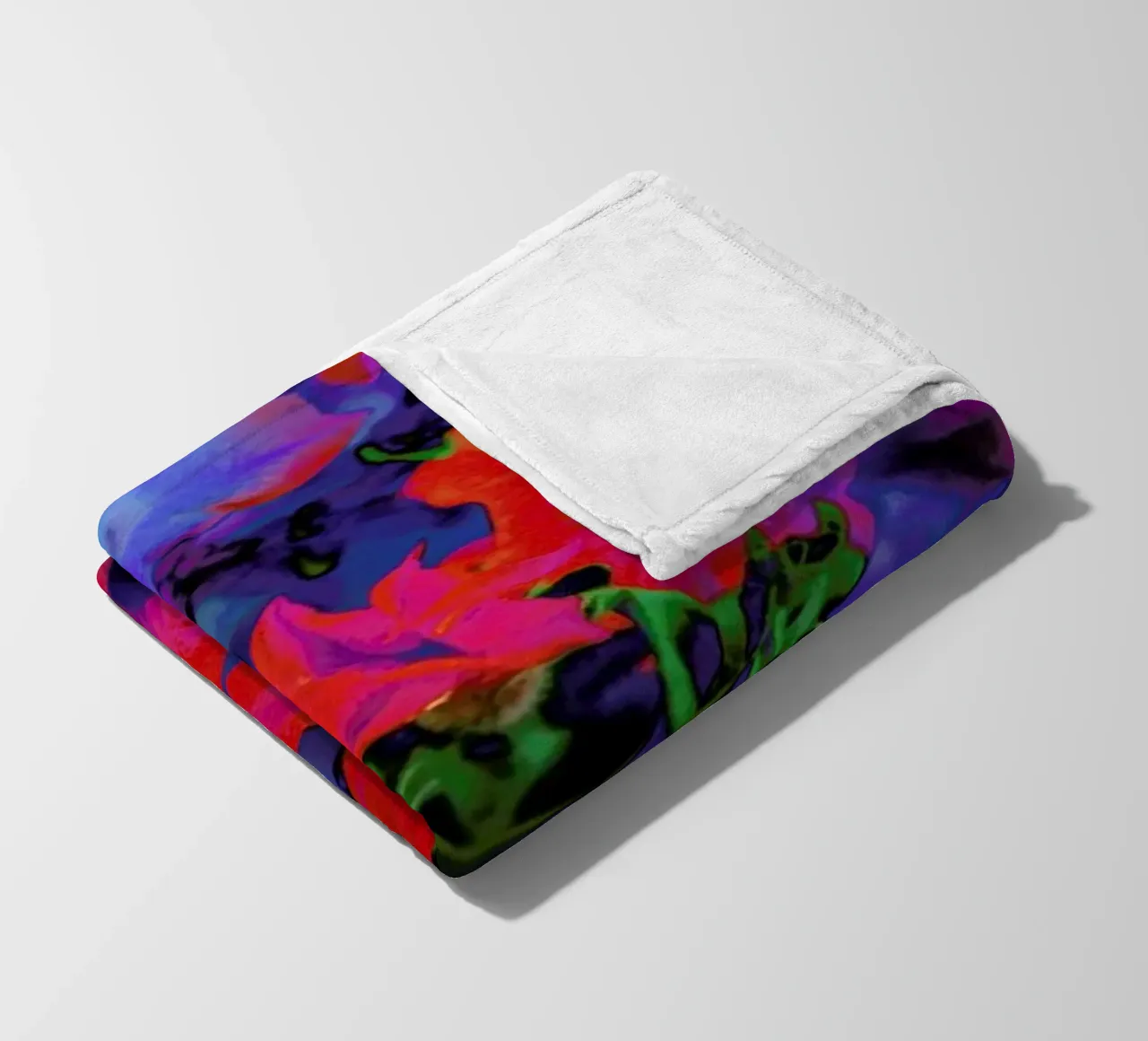 Ruby Red Vine coperta in pile da Amy Sia