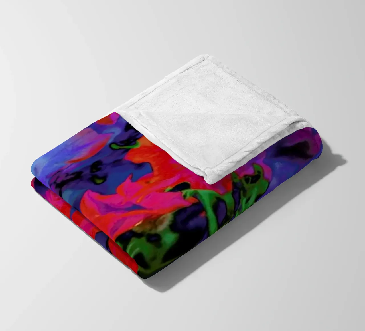 Ruby Red Vine coperta in pile da Amy Sia