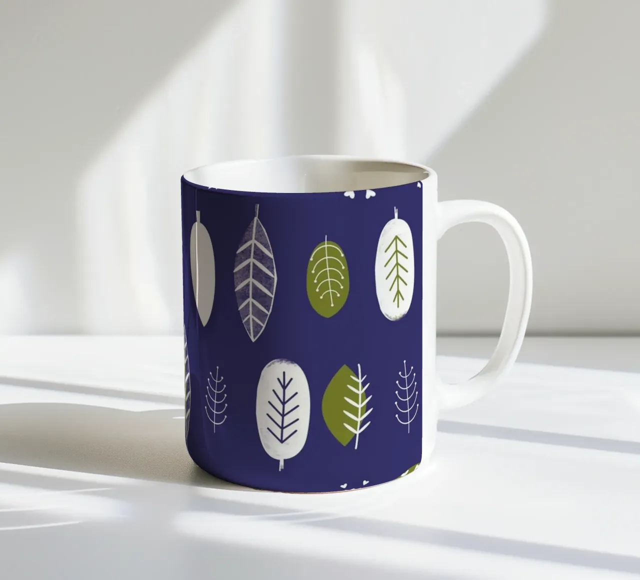 A Collection of Leaves tazza in ceramica da Catherine Aguilar