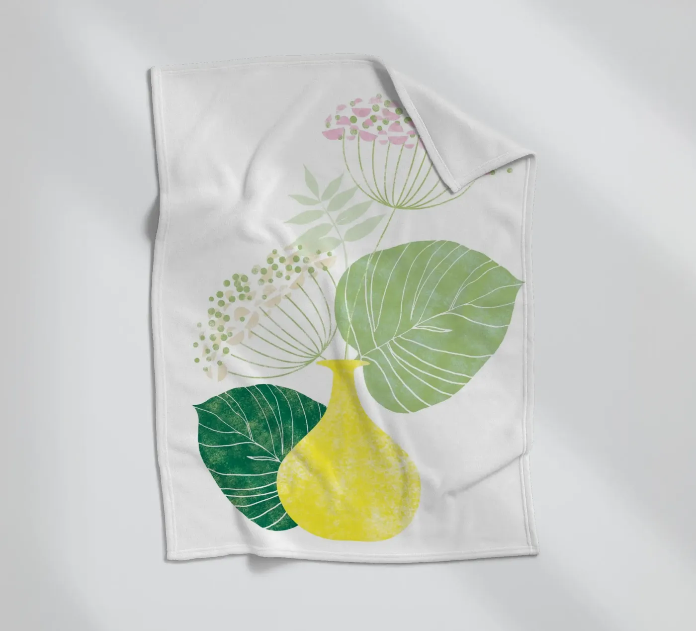 Pink Hydrangea coperta in pile da Catherine Aguilar