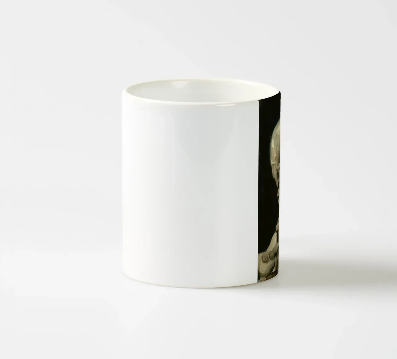 Vincent Van Gogh - Teschio di scheletro con sigaretta accesa tazza in ceramica da Timeless Artworks