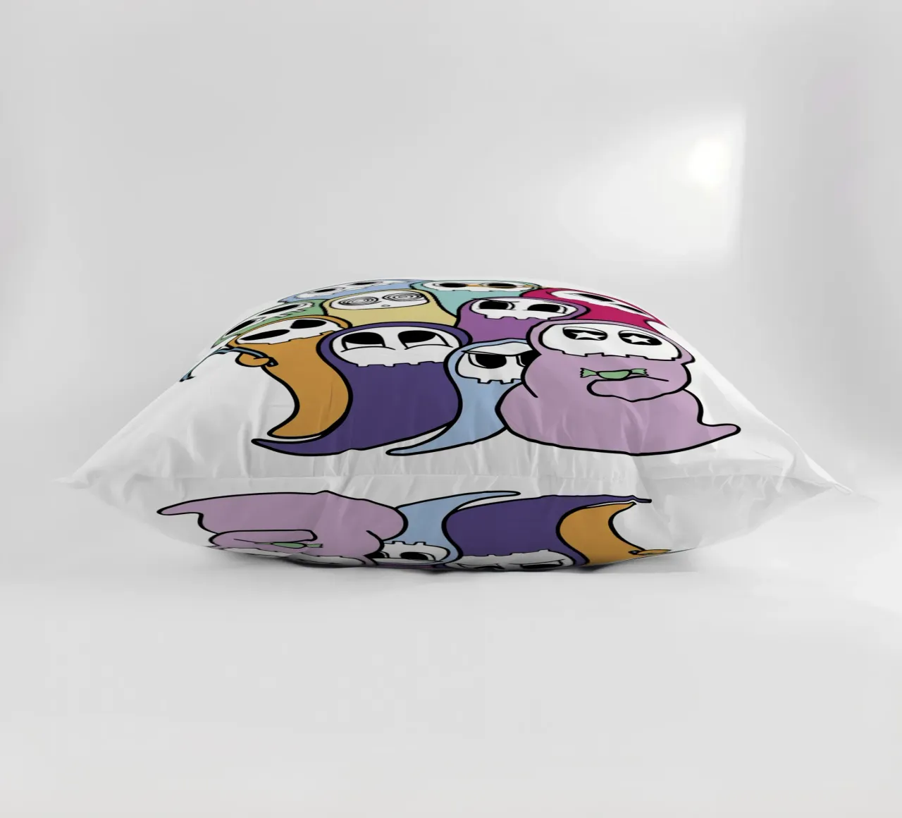 Geister Party cuscino da BAINAI