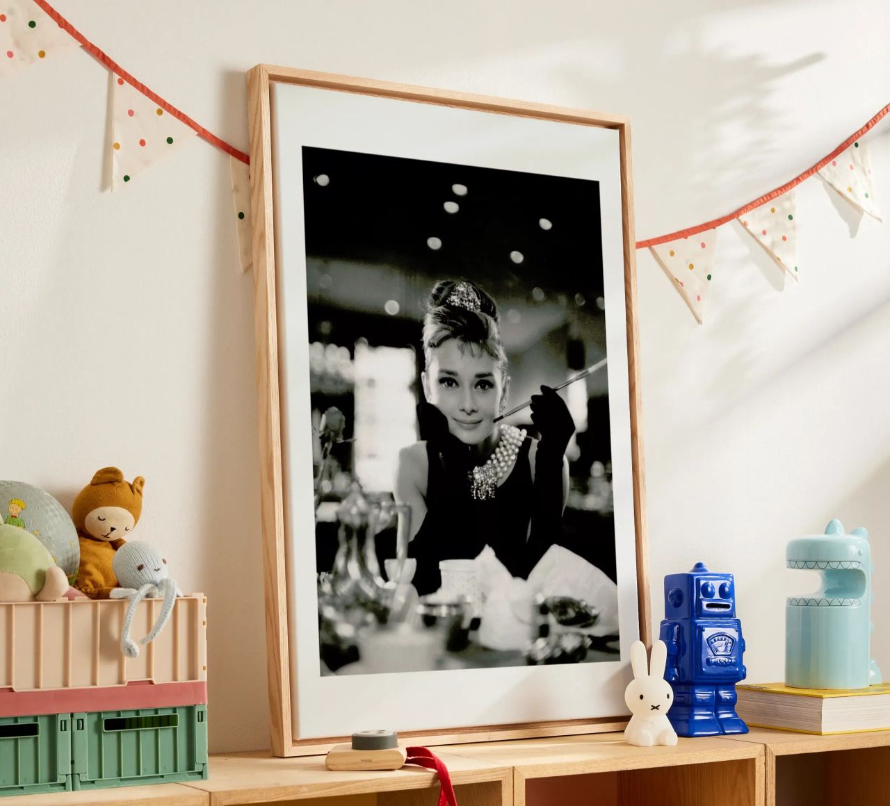 Audrey Hepburn in Breakfast at Tiffany's, 1961 Leinwand von Gallery Print and Art Limited