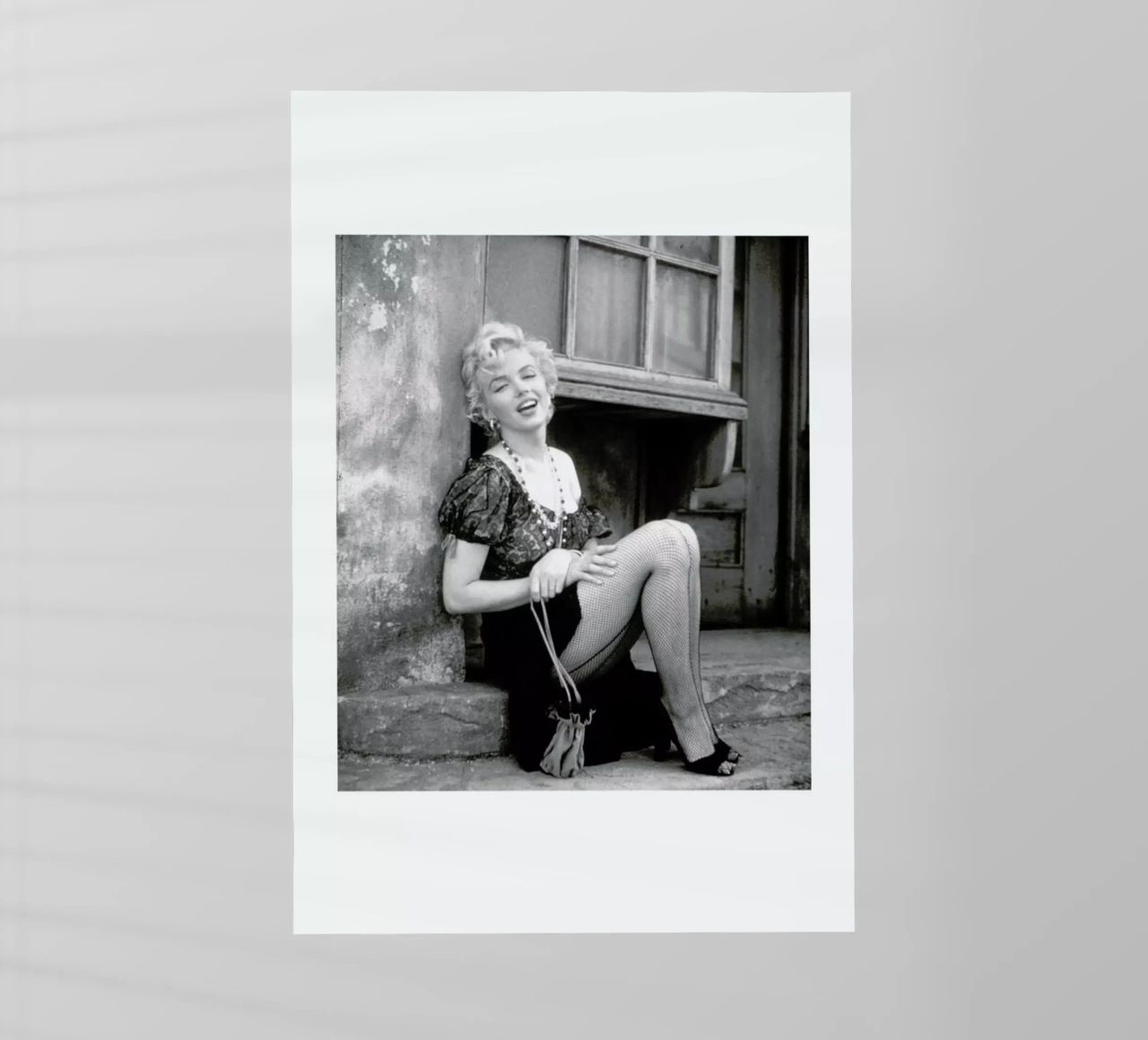 Marilyn Monroe in Bus Stop pellicola backlit da Gallery Print and Art Limited