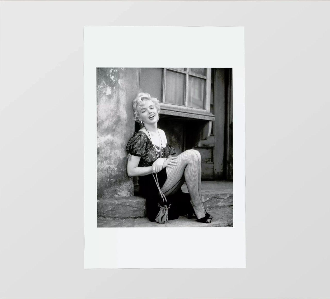 Marilyn Monroe in Bus Stop telo in pvc da Gallery Print and Art Limited