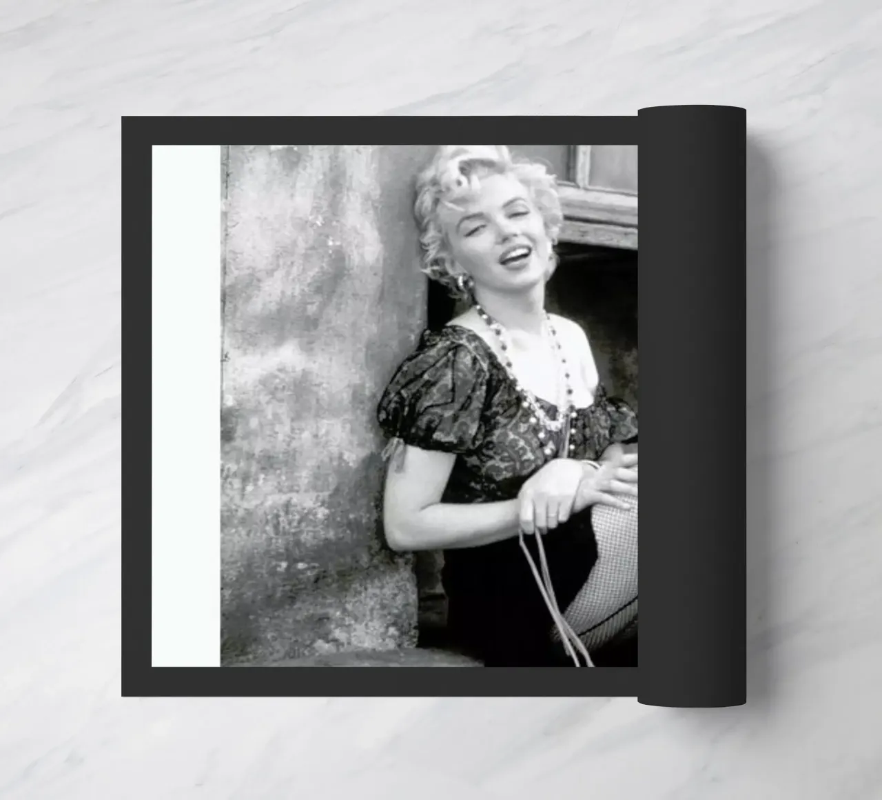 Marilyn Monroe in Bus Stop zerbino da Gallery Print and Art Limited